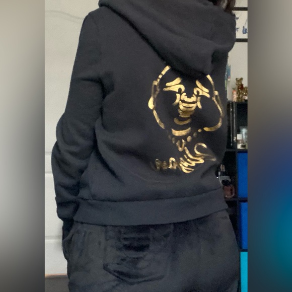 • True Religion Set • - Picture 2 of 8